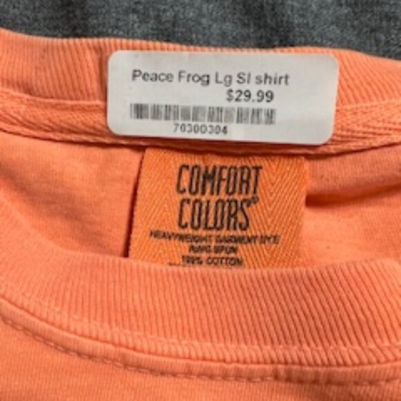 Peach Colored T-Shirt. Peace Frogs Natural Tunnel State Park. Size Medium - Picture 4 of 4